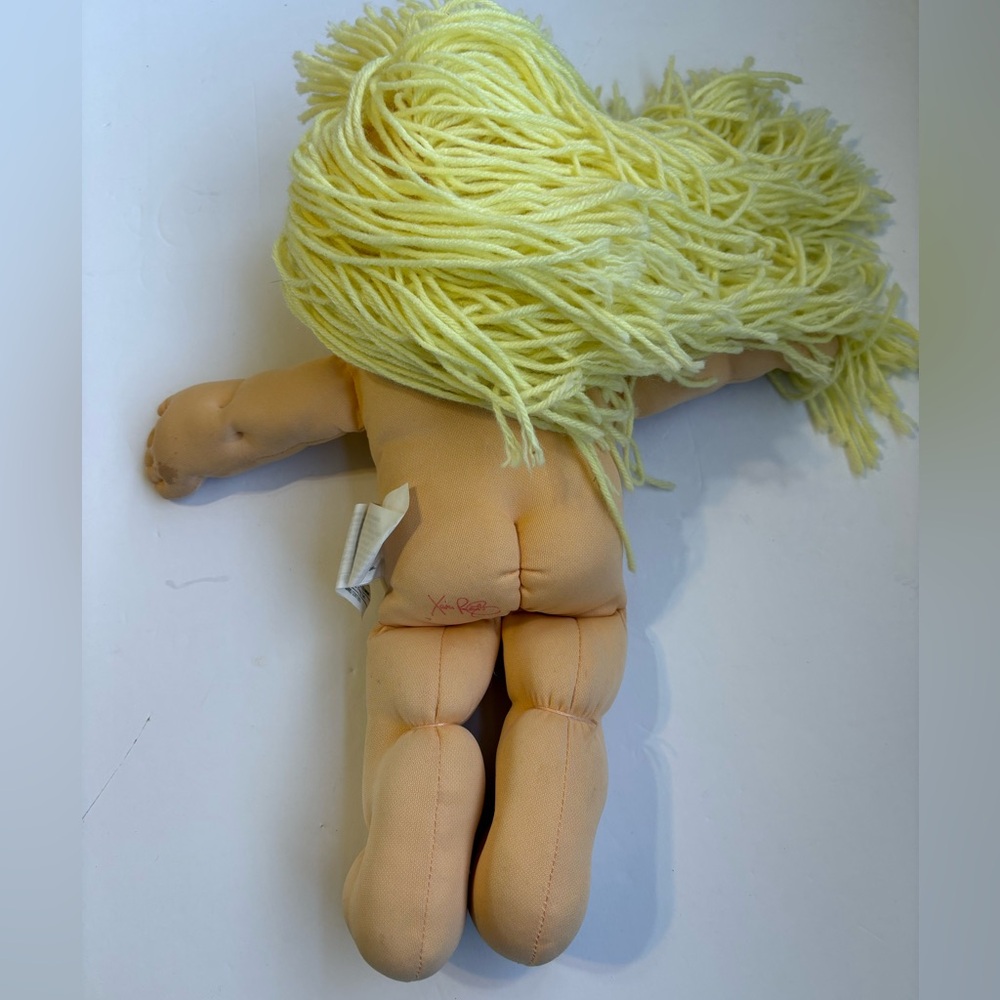Cabbage Patch Kids doll - Picture 4 of 6